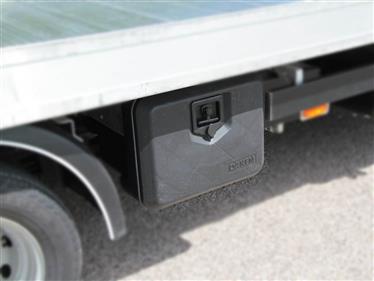 option COFFRE A OUTILS POLYETHYLENE ROTOMOULE