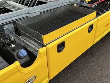 option BAC AU DESSUS DE COFFRE A OUTILS INOX (1)