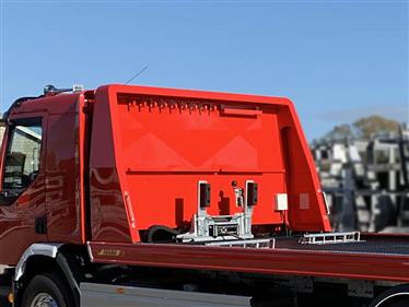 option FLYER DELUXE SCANDINAVIA STAINLESS STEEL LIGHT BAR HOLDER