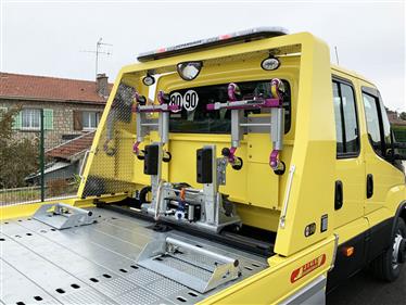 option HABILLAGES INTERIEUR FLYER INOX DELUXE SUPPORT ENSEIGNE