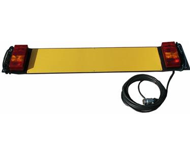 option PLAQUE SIGNALISATION AVEC FEUX POUR VEHICULE REMORQUE