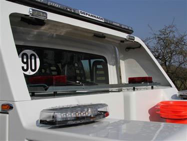 option SUPPORT RANGEMENT PLAQUE DE REMORQUAGE