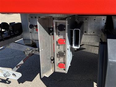 option COUVERCLE POUR PRISES DE DEMARRAGE 12-24V A L'ARD