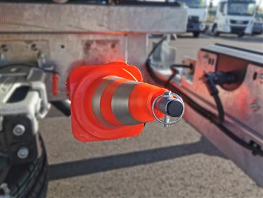 option CONES DE SIGNALISATION AVEC SUPPORT (JEU DE 3)