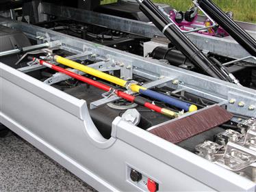 option SUPPORTS POUR PELLE, BALAI ET CONES