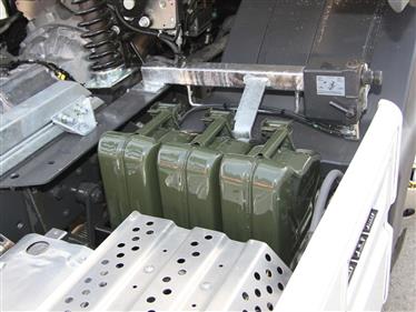 option SUPPORT BAC JERRYCANS POUR EMPATTEMENT