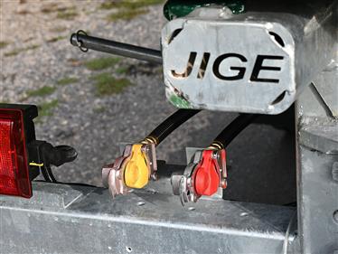 option REPOSE CIRCUIT FREINAGE REMORQUE