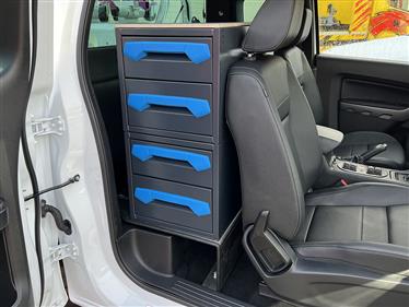 option SERVANTE 4 TIROIRS INSTALLEE EN CABINE (DERRIERE SIEGE PASSAGER)