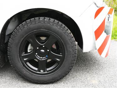 option 4 JANTES ALUMINIUM RENFORCEES 18'' POUR ISUZU D-MAX N60