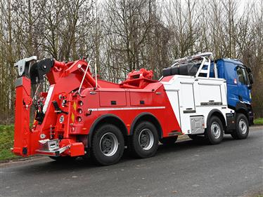 option PEINTURE DES COFFRES LATERAUX 2 TEINTES